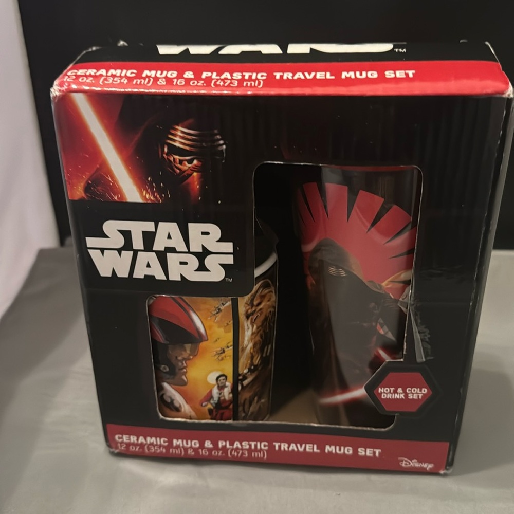 Star‎ Wars, ceramic mug and plastic travel mug set